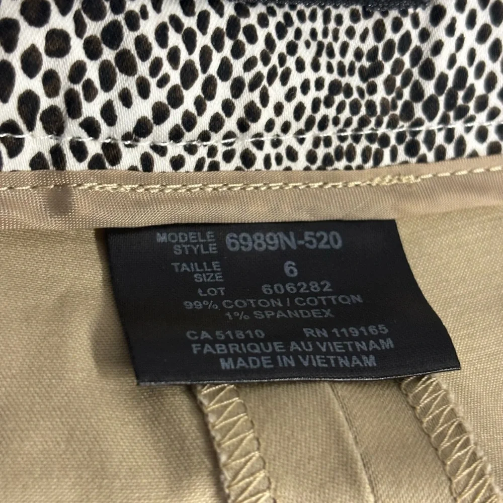 Nordstrom Women's Beige Bermudas‎
